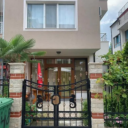 Desi House 301 Cozy Studio Διαμέρισμα *