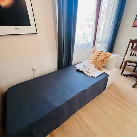 Desi House 301 Cozy Apartment