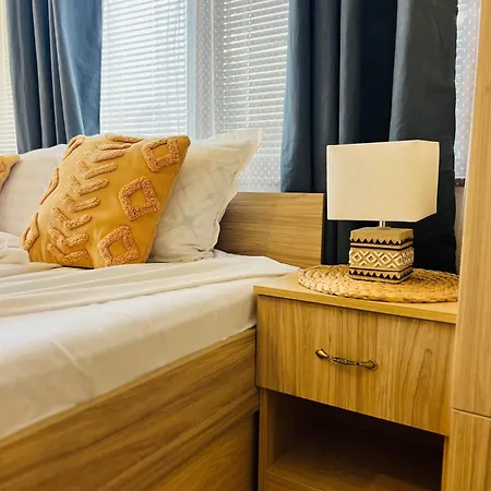 Desi House 301 Cozy شقة
