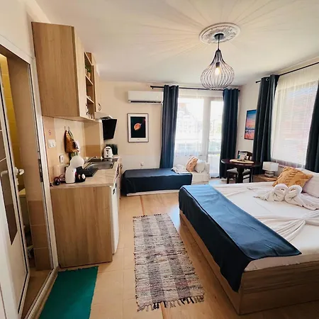 Desi House 301 Cozy