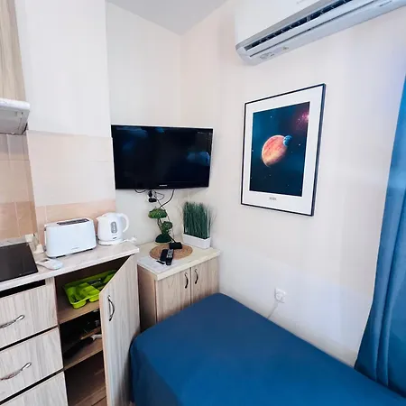 Desi House 301 Cozy شقة نيسيبار